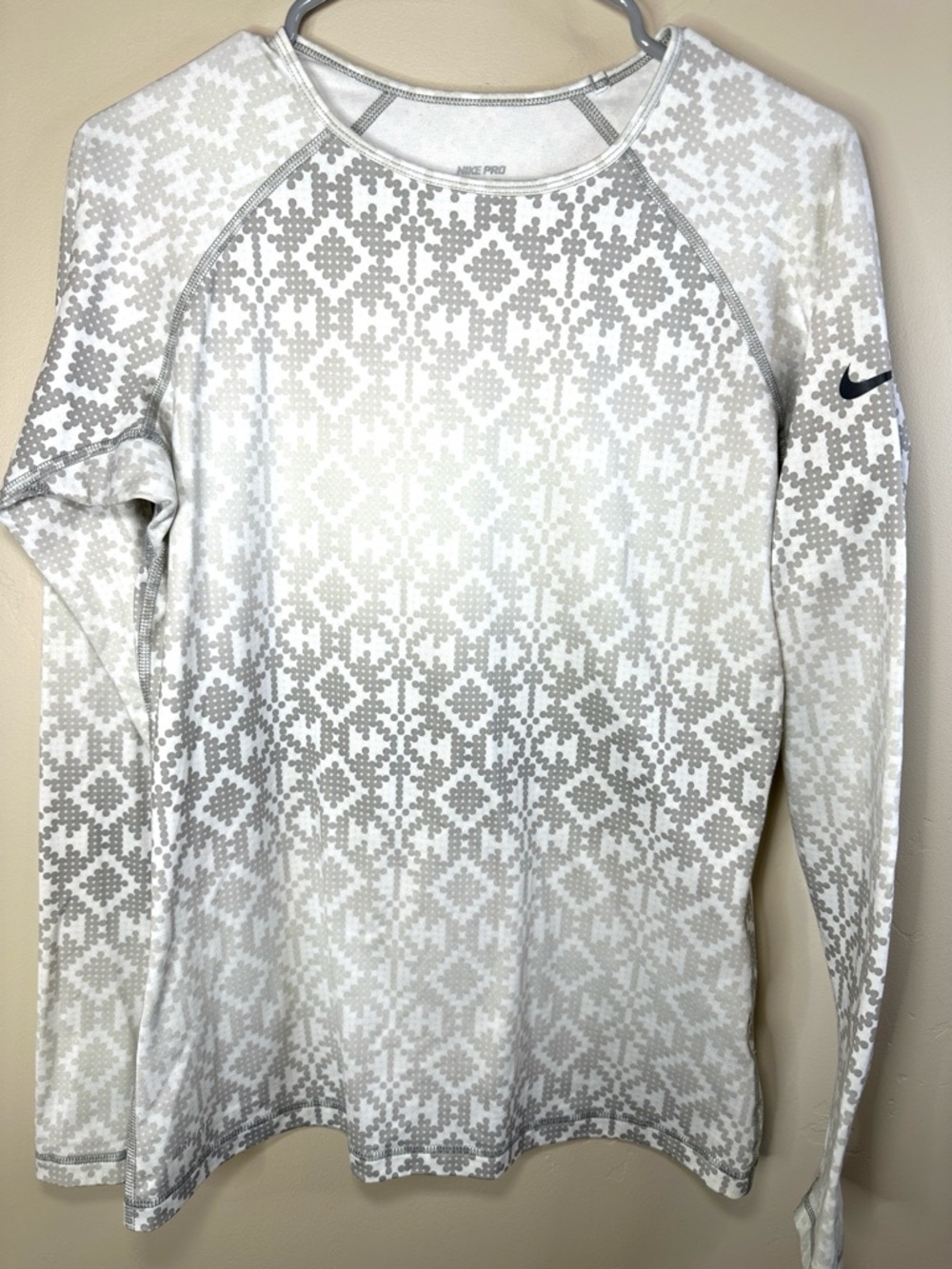 Nike Pro Women’s Large Long‑Sleeve Geo Print Fleece‑Lined Performance Top